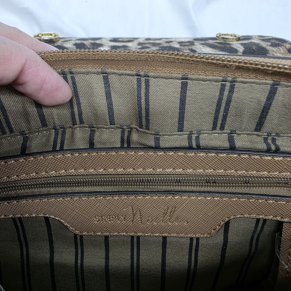 Simply Noelle Java Leopard Print Crossbody Bag - image 9